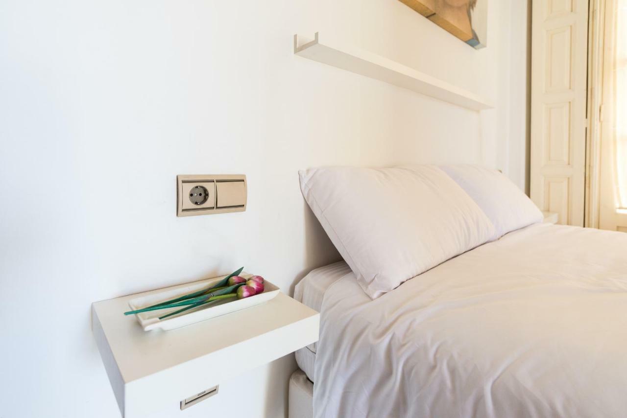 Lu&Cia Picasso Apartment Malaga Exterior photo