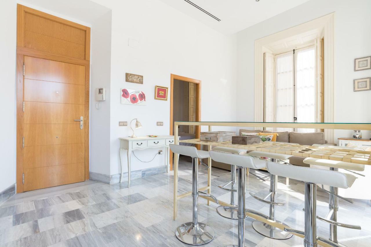 Lu&Cia Picasso Apartment Malaga Exterior photo