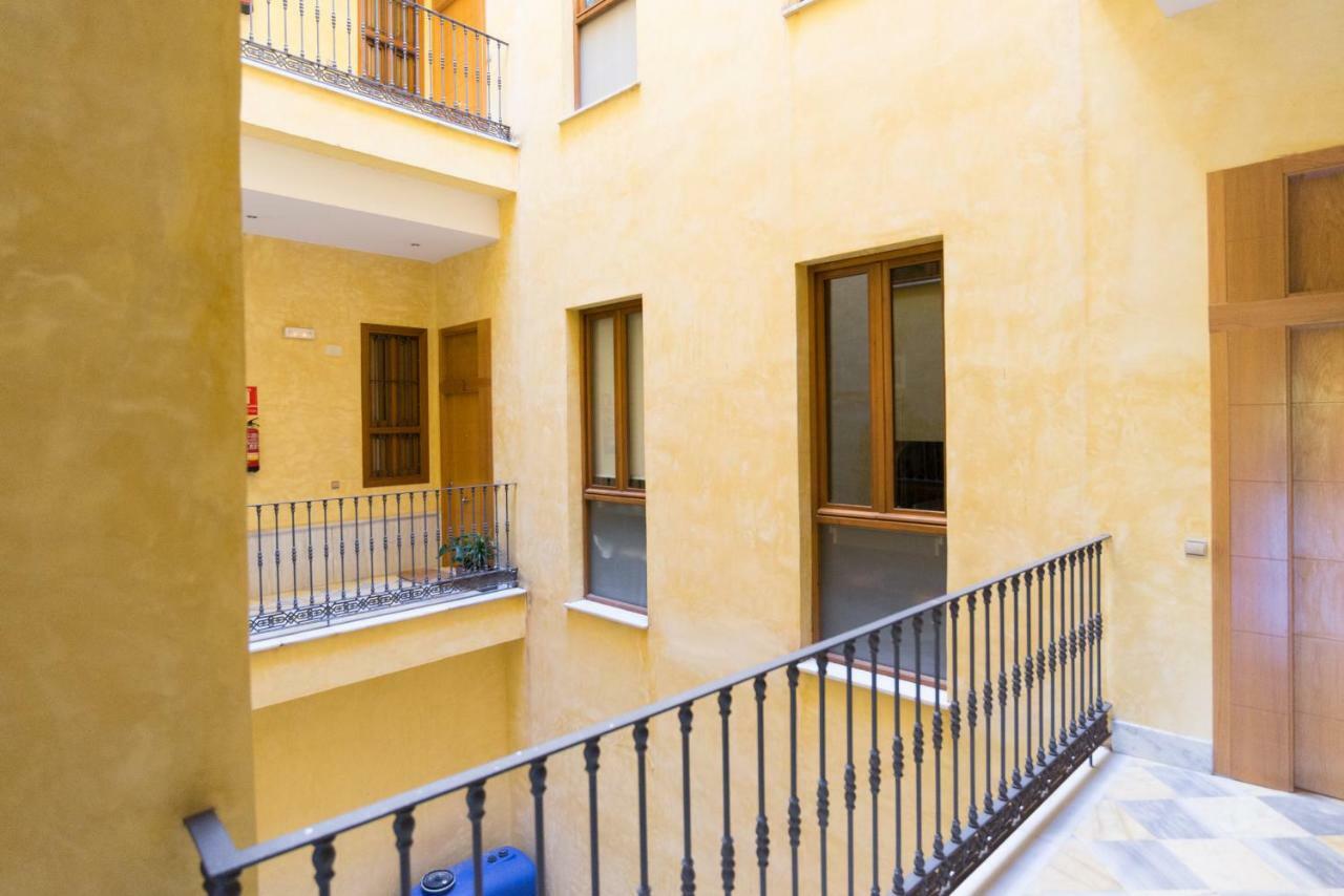 Lu&Cia Picasso Apartment Malaga Exterior photo