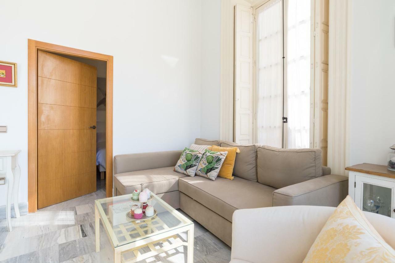 Lu&Cia Picasso Apartment Malaga Exterior photo